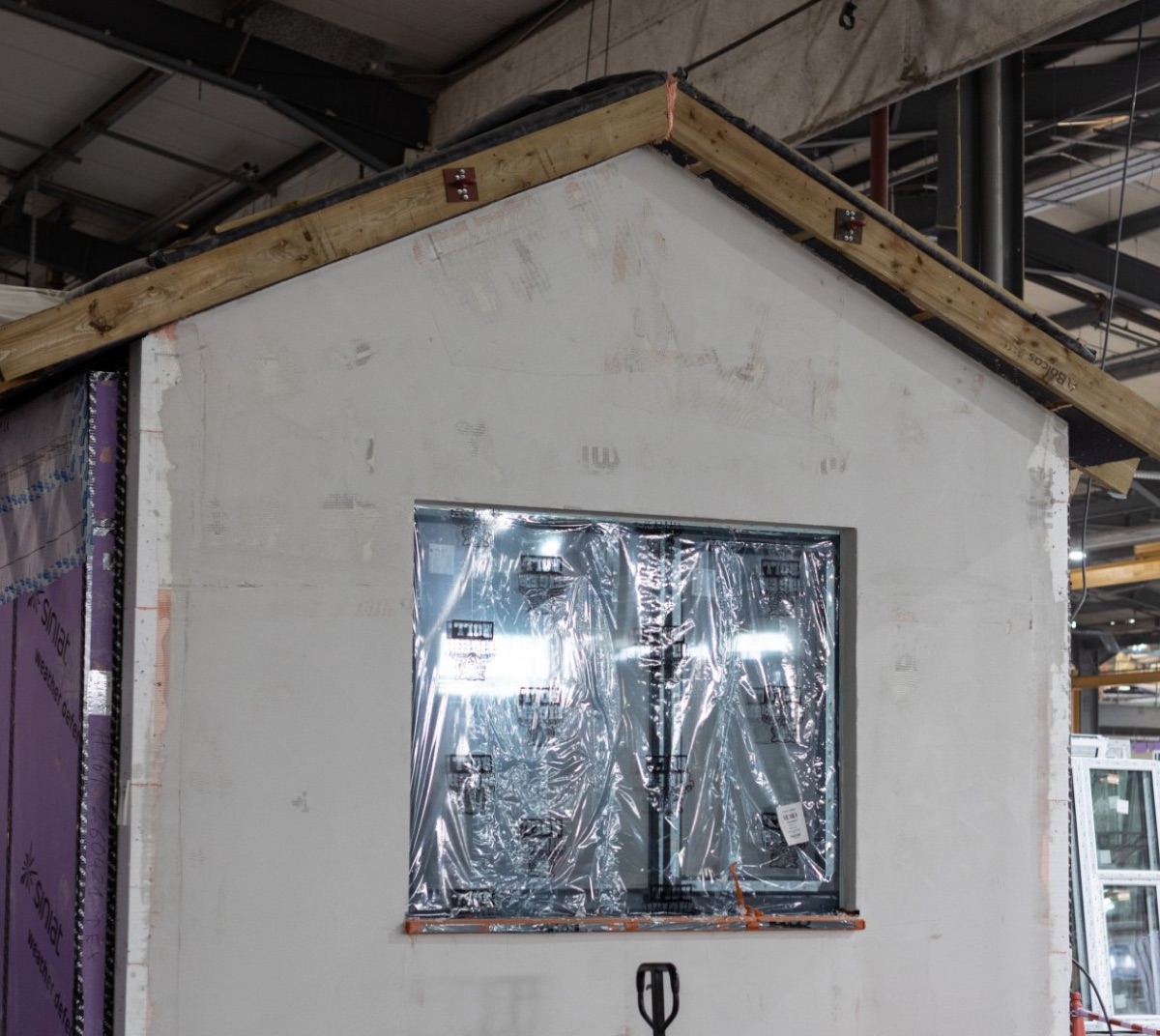 Your Móro being built in the Framespace factory